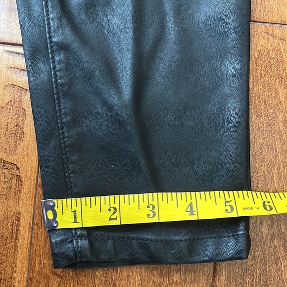 BLANKNYC Women's The Principle Mid Rise Vegan Leather Skinny Pants - Picture 7 of 15